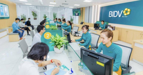 Quỹ ngoại “xuống tiền” mạnh: Mua hơn 87 triệu cổ phiếu ngân hàng lớn nhất Việt Nam