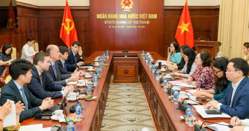 Thống đốc: Không đánh đổi ổn định kinh tế vĩ mô để lấy tăng trưởng trong ngắn hạn