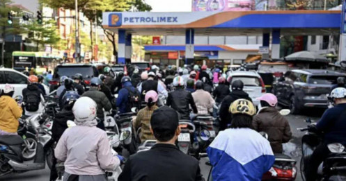 Chính phủ “bơm” 8.000 tỷ vào quỹ bình ổn xăng dầu để hạ nhiệt giá