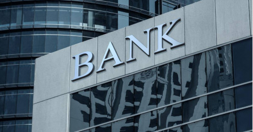 Các nhà băng rốt ráo tìm "thuyền trưởng" mới