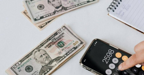 Bí quyết giữ túi tiền luôn đầy trước bẫy mua sắm online