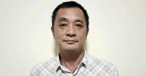 Cán bộ hải quan nhận 8,6 tỷ đồng giúp thương nhân Trung Quốc buôn lậu titan