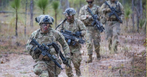 Lính dù Mỹ 'bắt đầu triển khai ở Trung Đông'