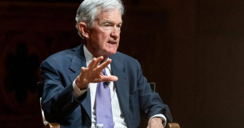 Tại sao ông Powell chưa vội tung đòn tăng lãi suất?