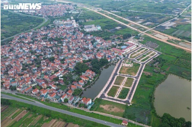 Đất nền hạ nhiệt, vì sao nhà đầu tư khó thoát hàng?
