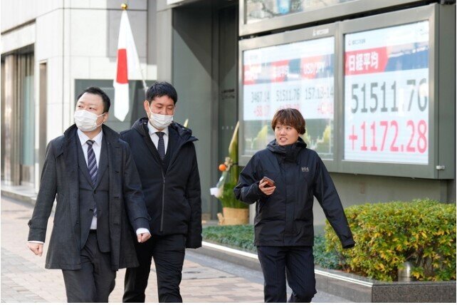 Thị trường phản ứng trước sự kiện Venezuela