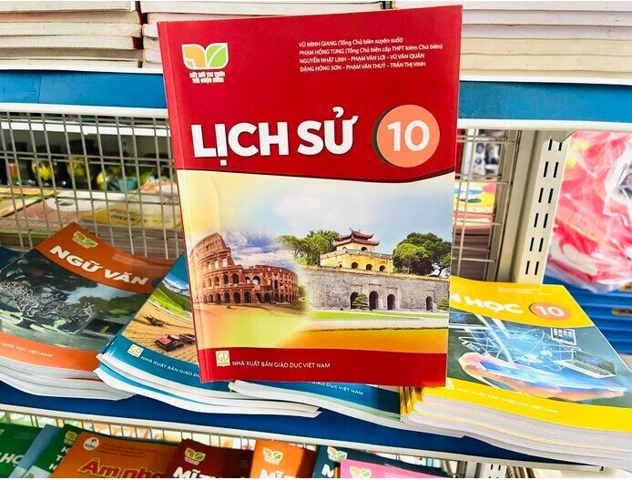 Bộ GD-ĐT cung cấp miễn phí sách giáo khoa vào 2030
