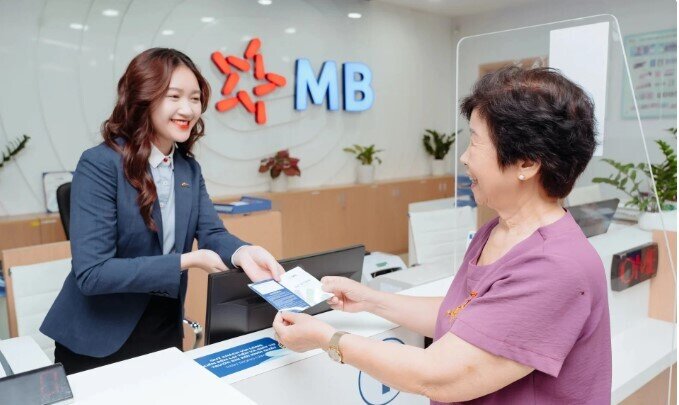 MBB ước lãi trước thuế 33.700 tỷ đồng năm 2025, vượt kế hoạch năm