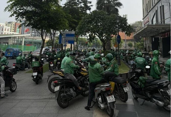 Điều gì đã xảy ra khiến Starbucks Việt Nam phải xin lỗi khách hàng?