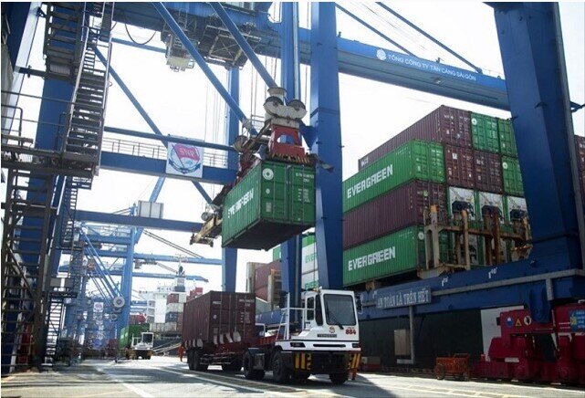 GDP tăng 8,02%, Việt Nam được truyền thông quốc tế coi là điểm sáng của châu Á