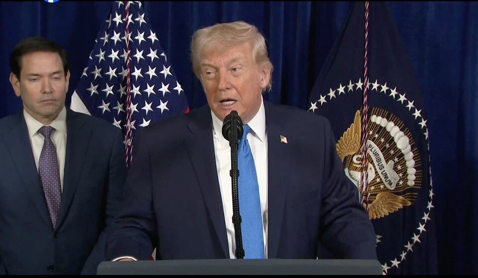 Thị trường đối mặt rủi ro mới trước phán quyết về quyền áp thuế khẩn cấp của Tổng thống Trump