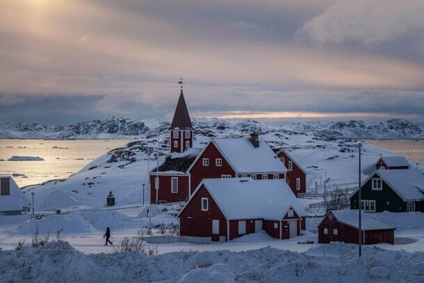 Tổng thống Donald Trump leo thang đe dọa về đảo Greenland