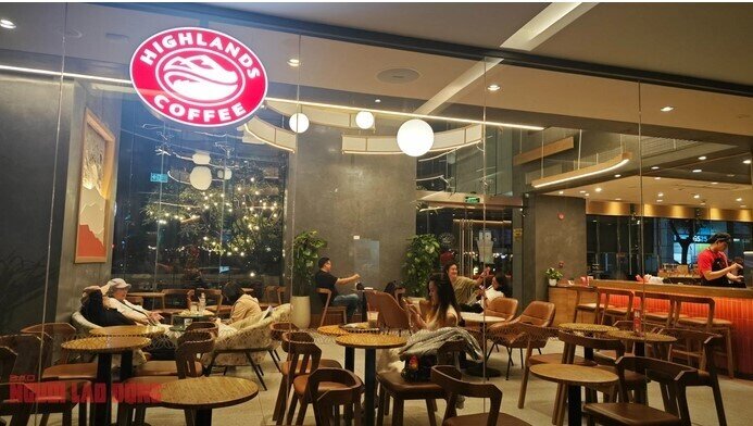 The Coffee House bất ngờ xác nhận dùng nguyên liệu từ "đồ hộp Hạ Long"