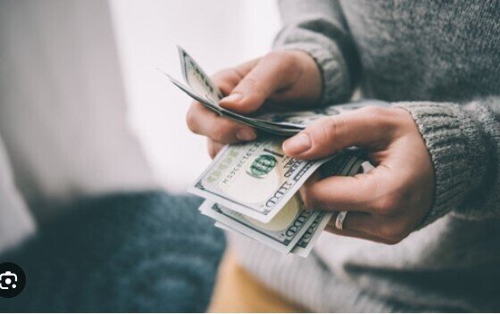 Sau 40, còn tiêu tiền thế này thì khó sửa sai