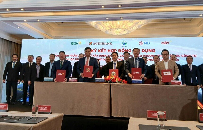 Agribank, MB, BID, MBV cho vay 25.453 tỷ đồng làm đường Vành đai 4