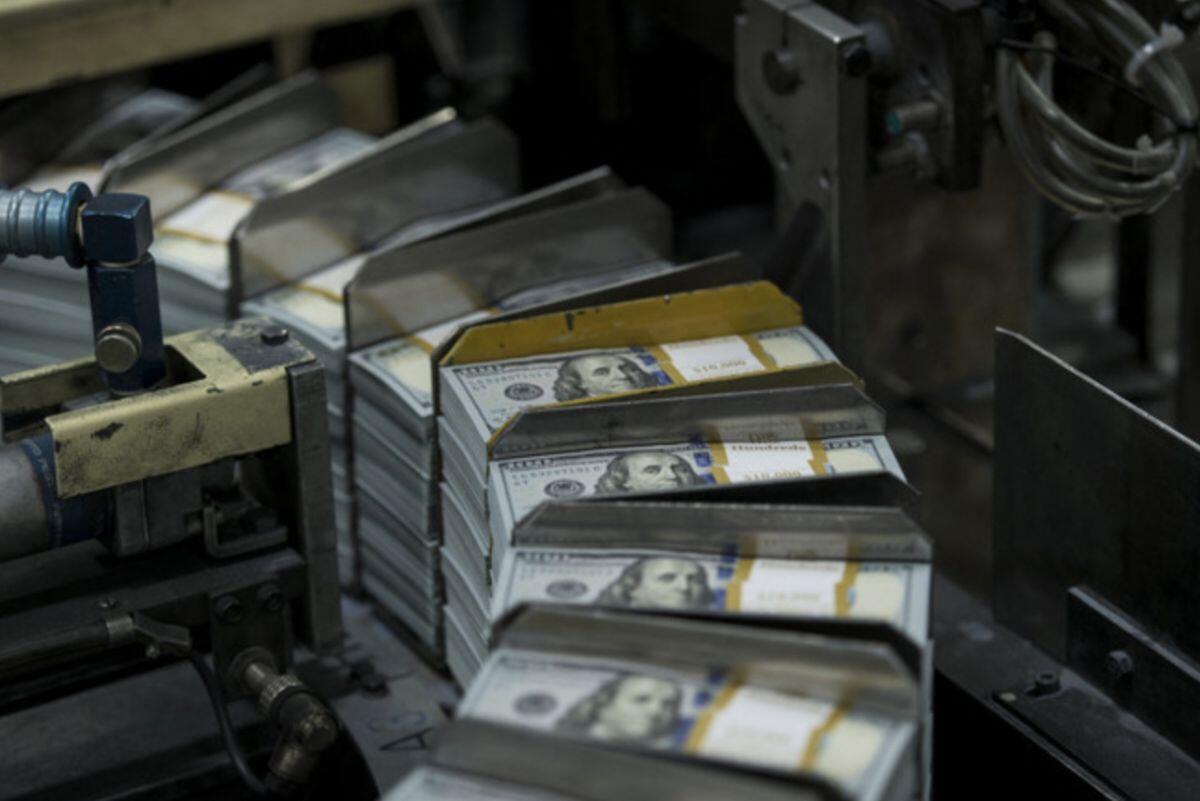 Fed trước sóng gió chính trị: Niềm tin thị trường Mỹ lung lay?