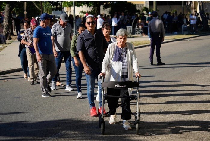 Mỹ tạm dừng xử lý thị thực định cư cho 75 quốc gia