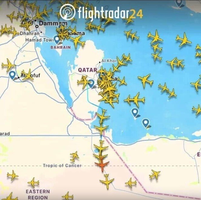 Dấu hiệu nóng: Hàng loạt máy bay tiếp liệu của Mỹ nối nhau rời căn cứ ở Qatar