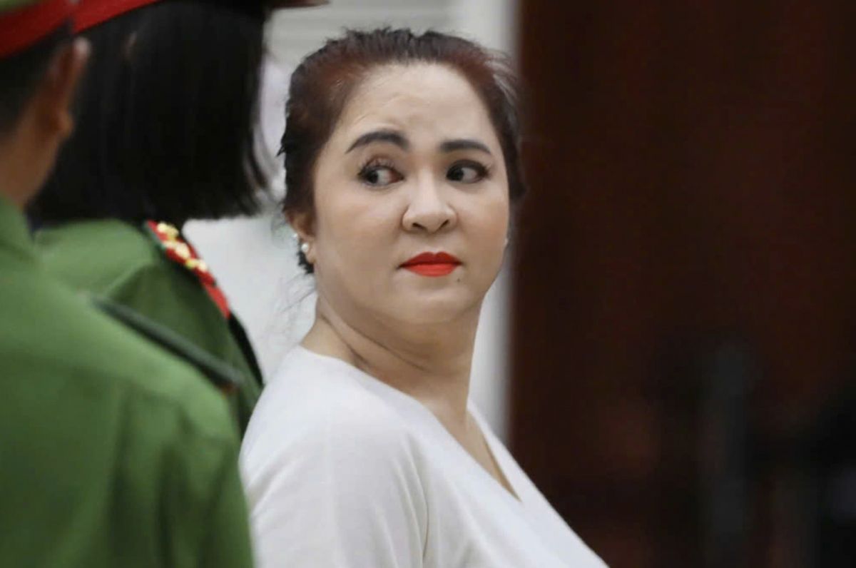 Ngày mai, bà Nguyễn Phương Hằng "tái xuất" tại tòa trong vụ án YouTuber Đinh Lan