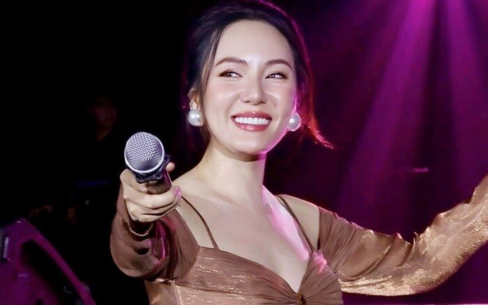 Một ca sĩ Vbiz khoe lãi 16 triệu nhờ chứng khoán, thừa nhận "chỉ đầu tư vui thôi", hẹn 10 năm nữa "mới sờ vào”