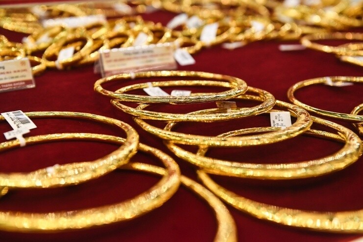 Giá vàng tăng bứt phá lên 165 triệu đồng/lượng, xuất hiện yếu tố hỗ trợ mới