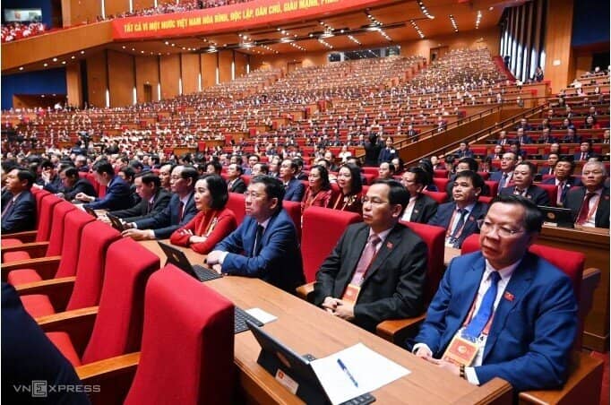 'Lấy hạnh phúc nhân dân làm thước đo và tiêu chuẩn phấn đấu'