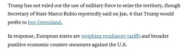 Ông Trump doạ áp thuế 200% lên rượu vang Pháp