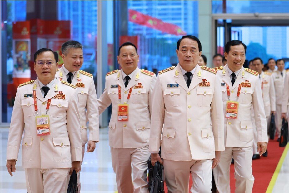 Chi tiết quy trình bầu Bộ Chính trị, Tổng Bí thư, Ban Bí thư khóa mới