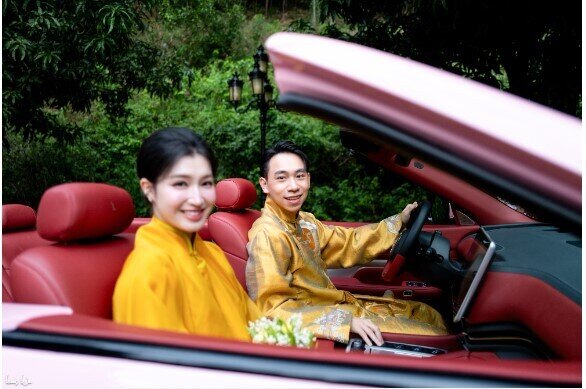 Dàn xe dâu “độc nhất vô nhị” trong đám cưới Minh Hoàng – Phương Nhi