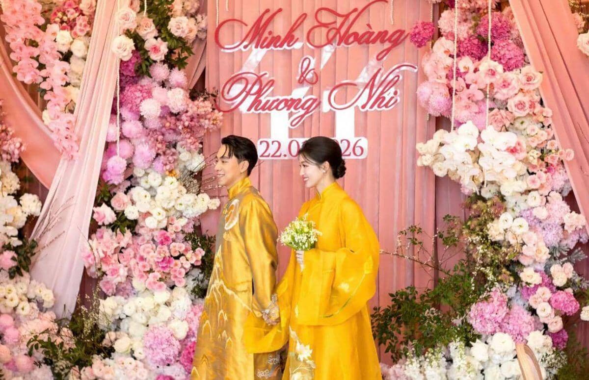 Hé lộ bên trong lễ hằng thuận của Phương Nhi - Minh Hoàng: Rước dâu bằng VF9 mui trần, dâu rể dính như sam
