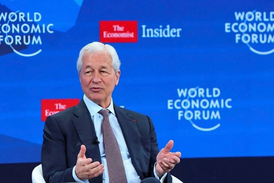 JPMorgan đối mặt đơn kiện 5 tỷ USD từ ông Trump