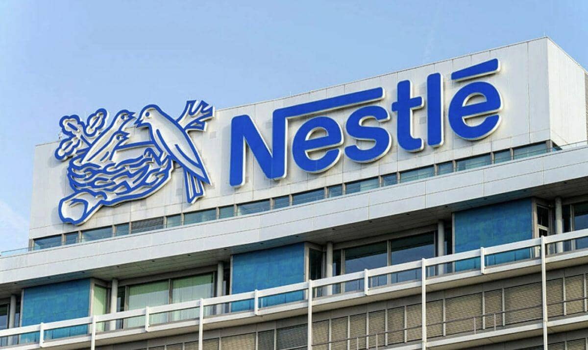 Nestlé, Danone lao đao vì nghi vấn sữa nhiễm cereulide: Hồi chuông cảnh báo cho ngành sữa
