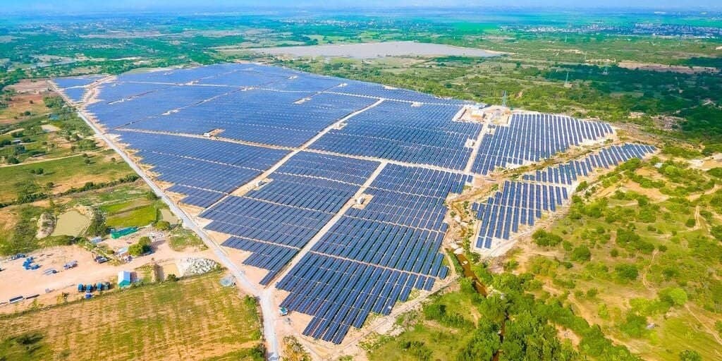 Gia nhập “sân chơi” của Vingroup, Trung Nam, T&T Group…, Hòa Phát đề xuất 4 siêu dự án điện mặt trời tại Dung Quất