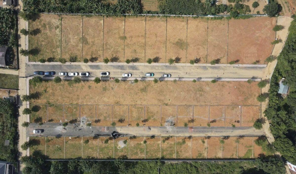 Ồ ạt phân lô bán nền, “thổi giá” đất vùng ven Hà Nội ăn theo thông tin quy hoạch