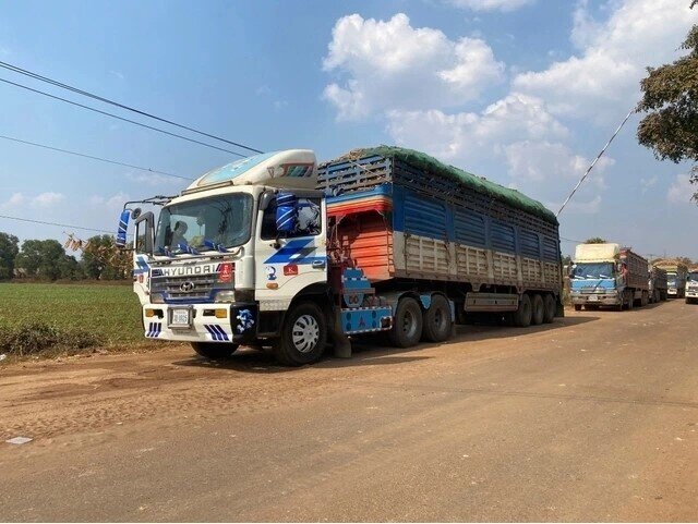 Thủ tướng yêu cầu giải tỏa ách tắc hàng hóa tại cửa khẩu