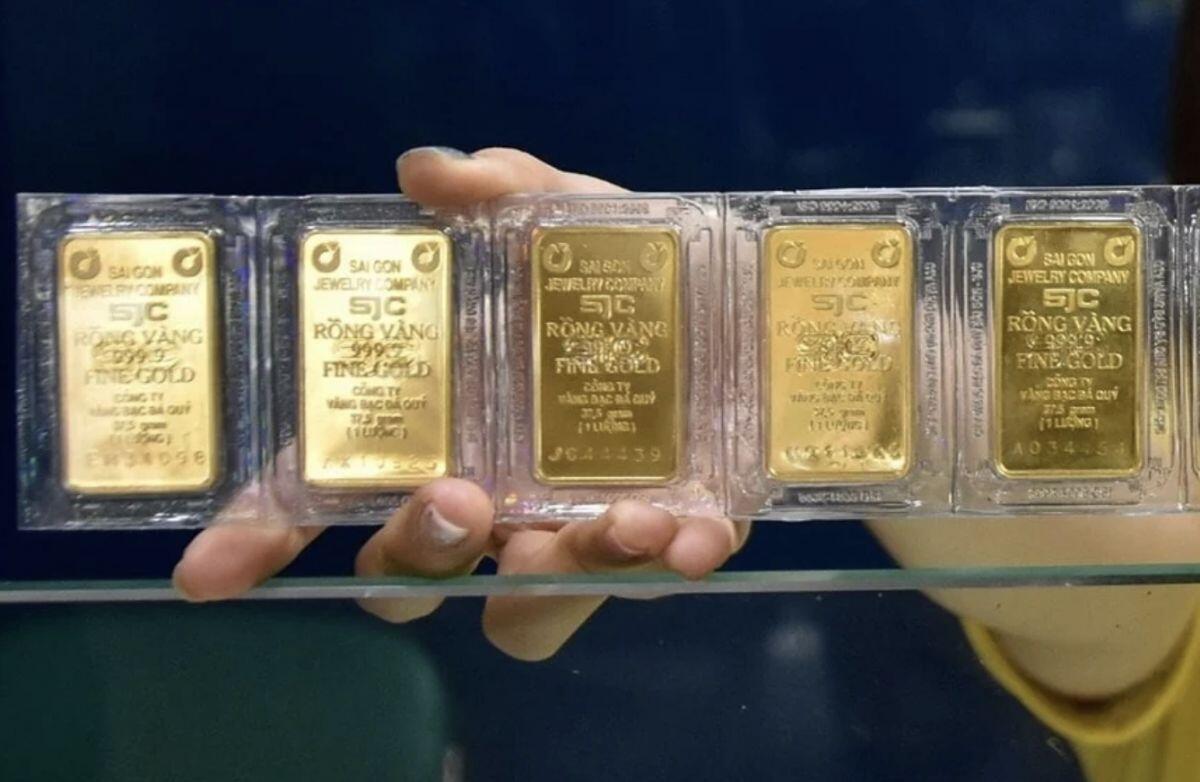 Giữ hộ vàng ở ngân hàng: Người gửi “giật mình” vì mức phí chênh lệch quá lớn