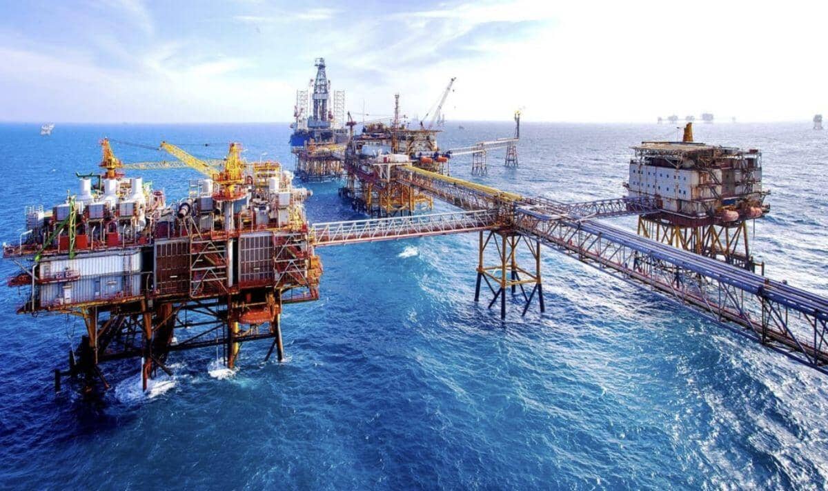 4 tầng giá trị của dầu khí Việt Nam: PVN, GAS, PVD, PVS, BSR, PLX đang giữ “mỏ vàng” nào?