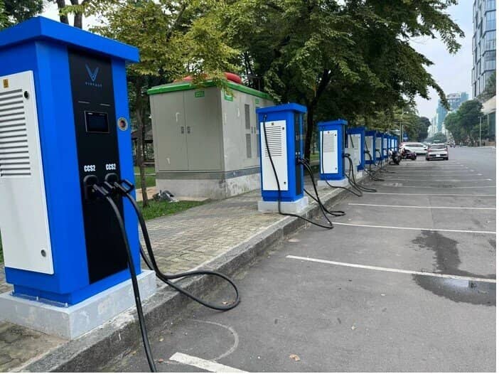 VinFast miễn phí sạc cho khách mua xe đến năm 2029