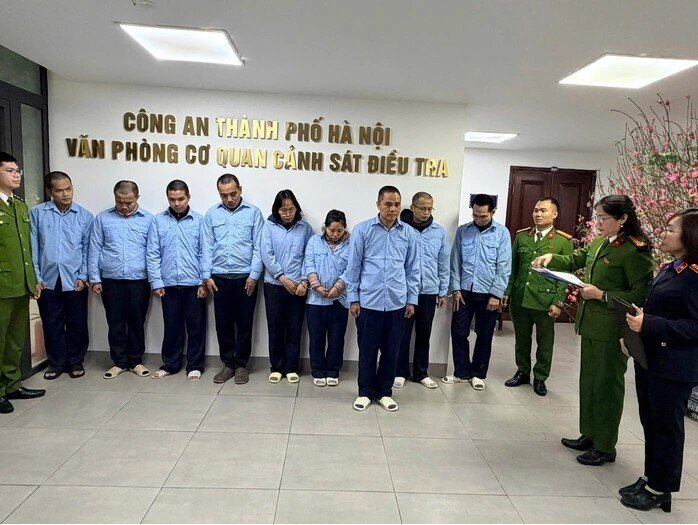 Một ngân hàng bị lừa đảo hơn 300 tỉ đồng