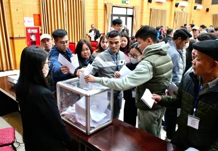 Đất đấu giá ven Hà Nội bất ngờ tăng vọt hơn 160 triệu/m2, chuyên gia cảnh báo