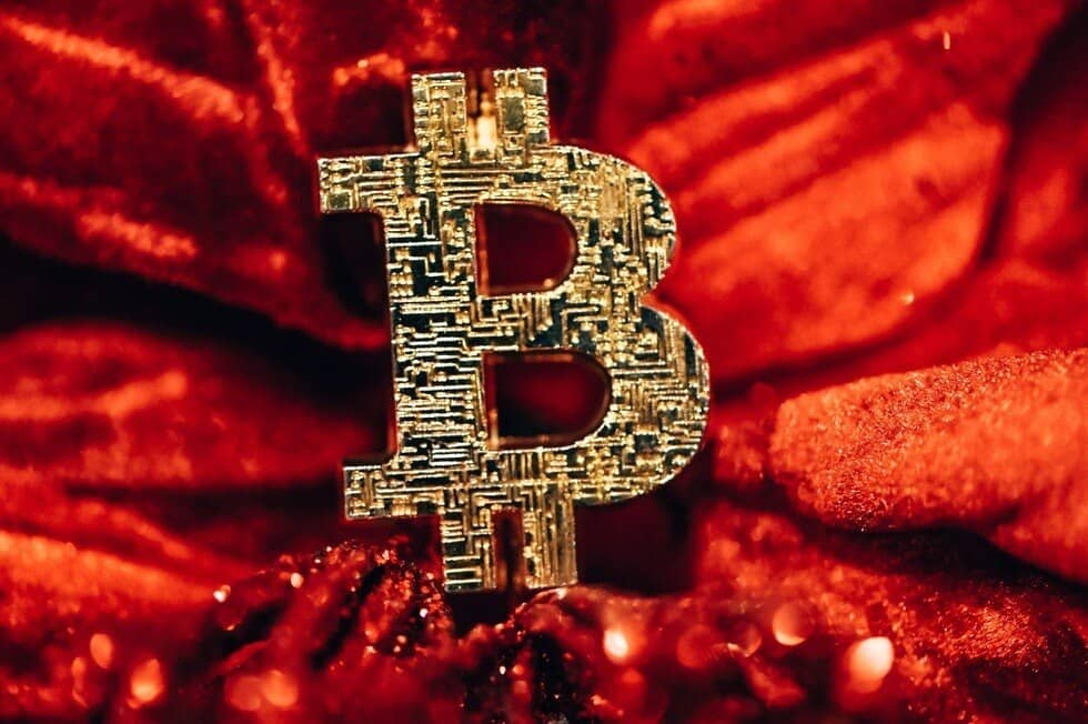 Bitcoin hay Vàng: Ai giữ "chìa khóa" quyền lực?