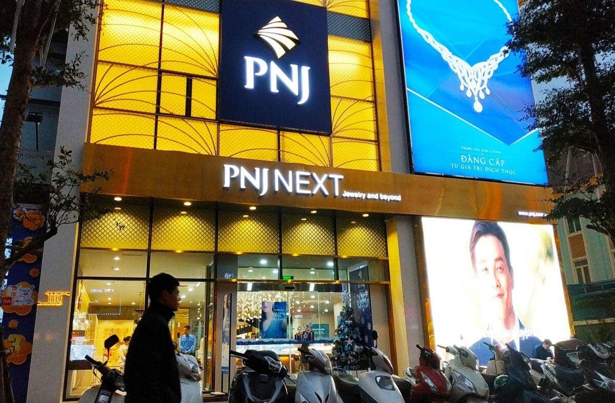 PNJ "hạ nhiệt" và toan tính khối ngoại