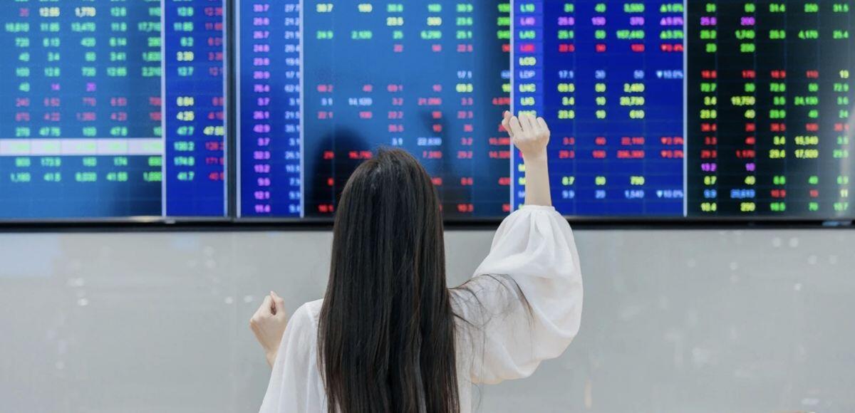 UBCK lên kế hoạch tổ chức lại thị trường, nâng chuẩn toàn diện?