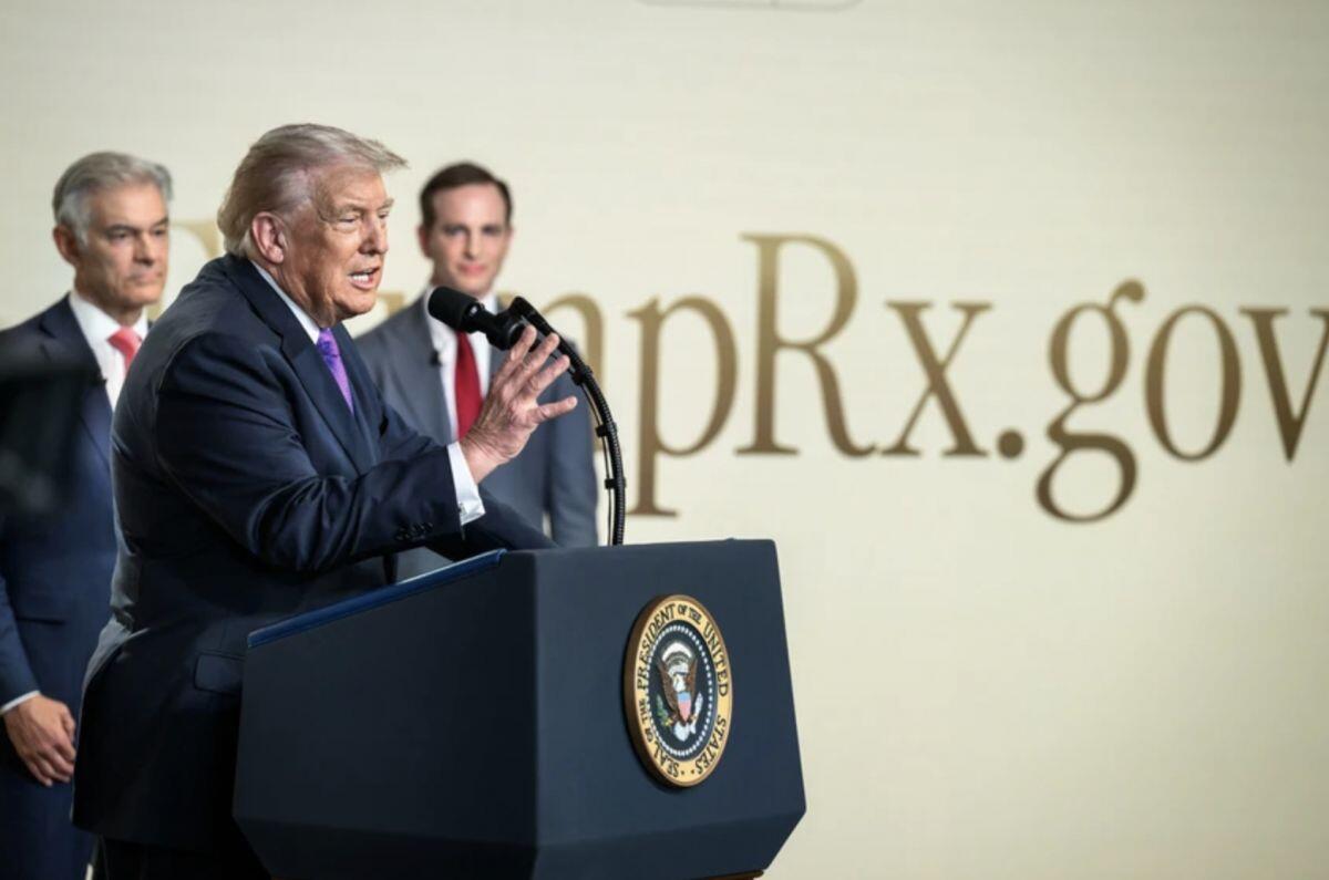 Mỹ bất ngờ nâng thuế toàn cầu lên 15%: Lý do thực sự vừa được tiết lộ