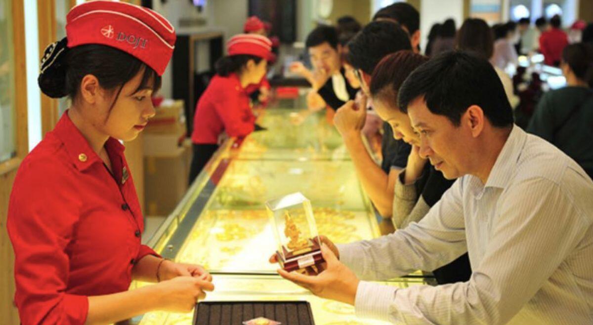 Ngày Thần tài 2026: Bỏ 168.000 đồng để “tiền vào như nước”, chuyên gia phong thủy nói gì?