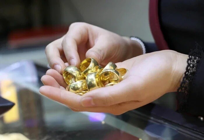 Qua đỉnh 2025, vàng 2026 nên đi thế nào?