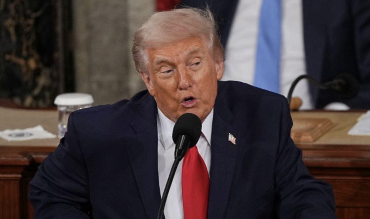 Ông Trump: Iran đang phát triển tên lửa có thể đe dọa Mỹ