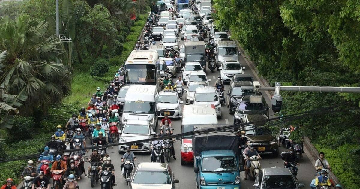 21.300 tỷ đồng “thay áo” đường Láng?