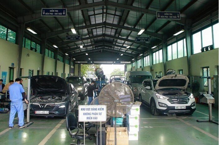Quy định mới nhất về "siết" kiểm định khí thải xe ô tô từ ngày 1-3-2026