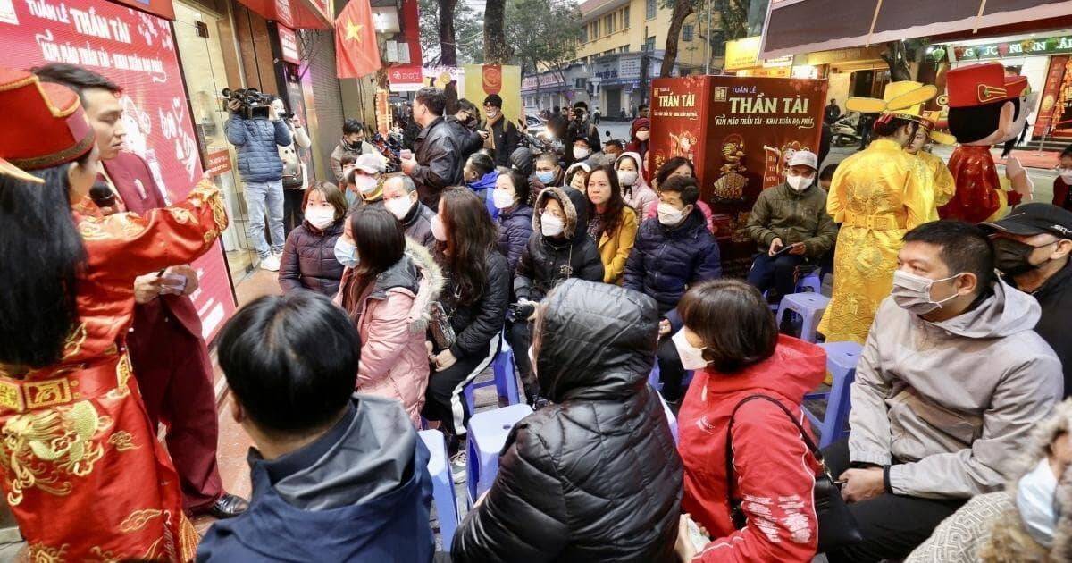 Quỹ vàng lớn nhất thế giới tích cực ‘gom hàng’